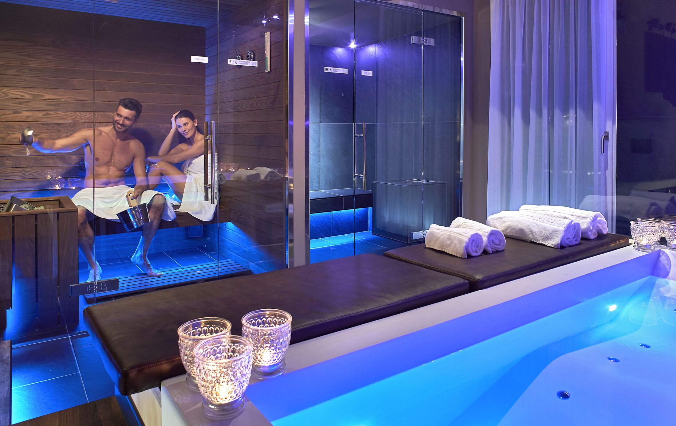 suite (private, spa) | 2 bedrooms, minibar, in-room safe, desk