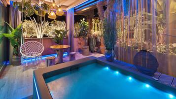 Suite Nature with Whirpool | 2 bedrooms, minibar, in-room safe, desk