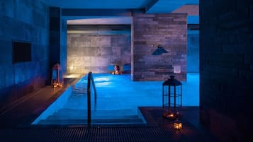 Espace de soins pour les couples, sauna, bain Ă remous, hammam, hammam