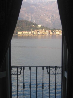 View from property - Hotel Riviera (Griante)