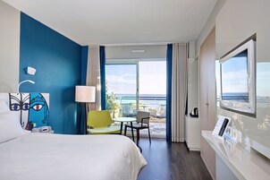 Premium Double Room, Balcony, Sea View | Hypo-allergenic bedding, free minibar, in-room safe, desk