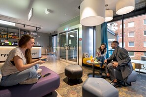 Zona de estar del vestíbulo