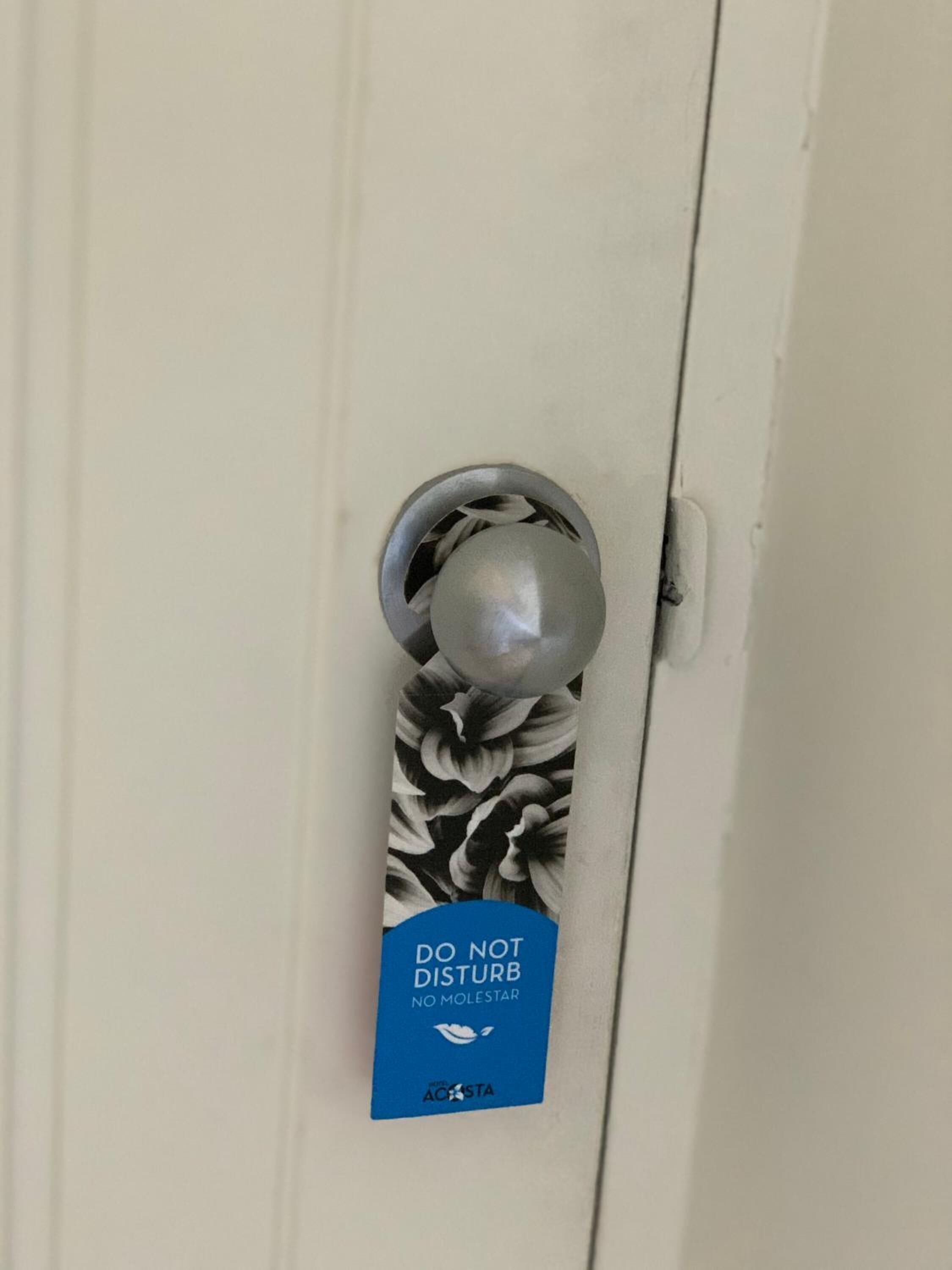 shower, free toiletries, towels