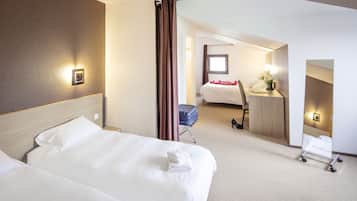Superior Quadruple Room | Premium bedding, desk, laptop workspace, blackout drapes