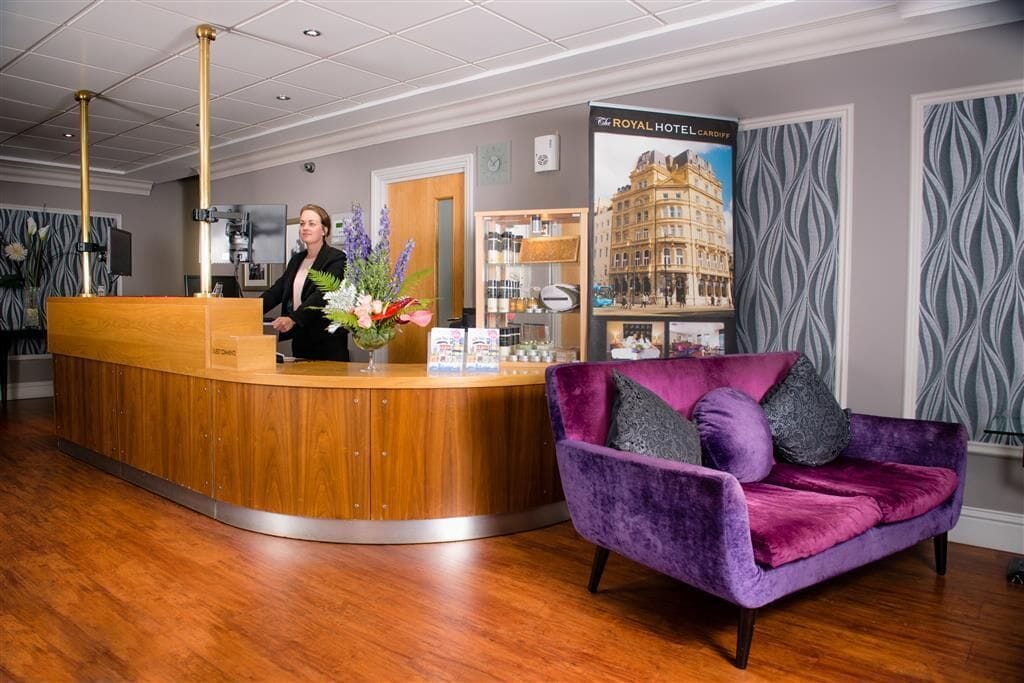 Foto - Royal Hotel Cardiff by Belvilla