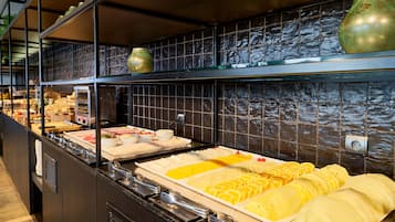 Desayuno buffet todos los días (con cargo)