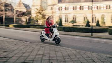 Scooter/moped
