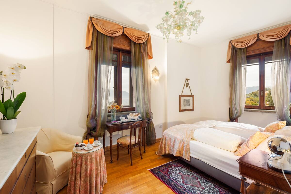 superior double room | 1 bedroom, minibar, in-room safe, soundproofing