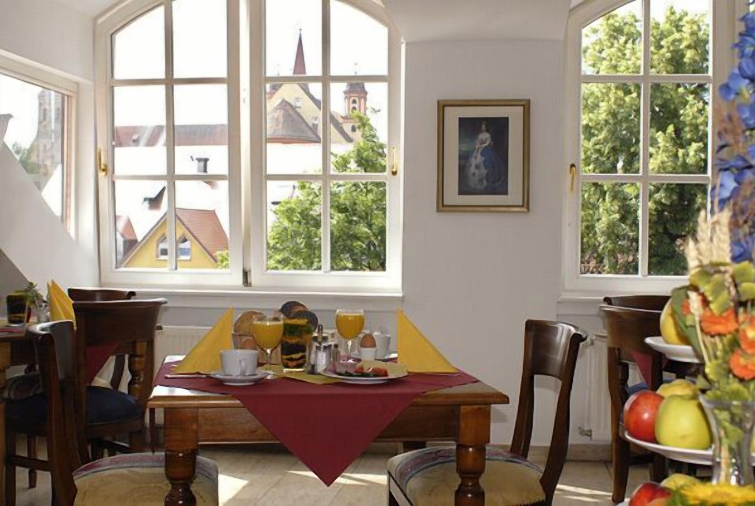 daily buffet breakfast (eur 14 per person)