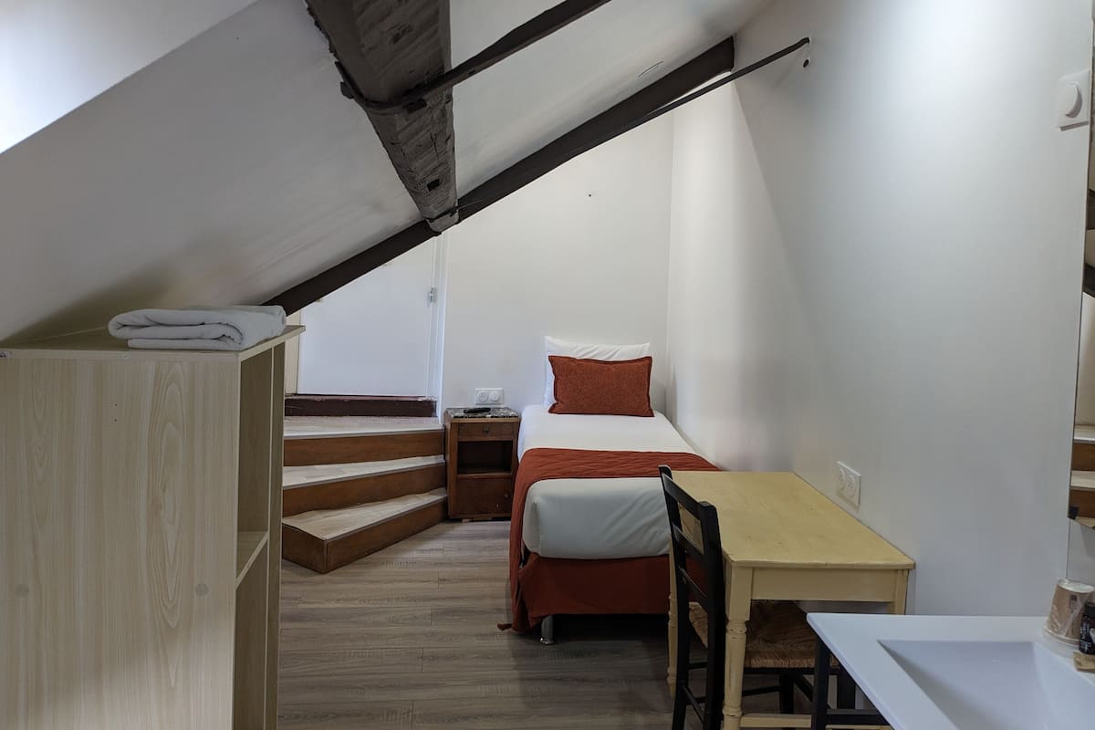 Traditional Single Attic Room
