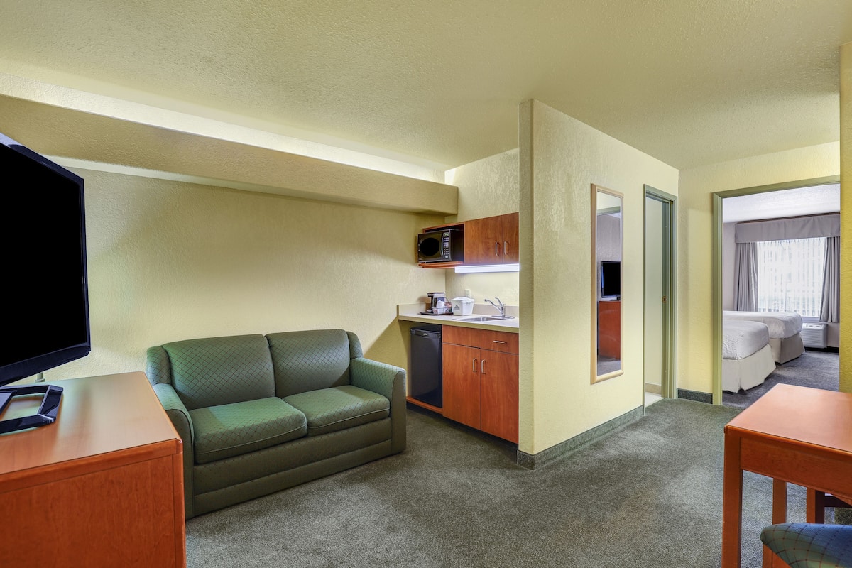 Room, 2 Queen Beds | Living area | TV