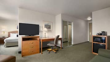 Room, 1 Queen Bed with Sofa bed, Accessible, Non Smoking | Desk, blackout drapes, iron/ironing board, free WiFi