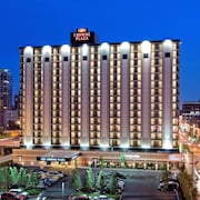 Crowne Plaza Chicago West Loop by IHG
