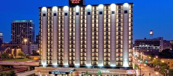 Crowne Plaza Chicago West Loop by IHG