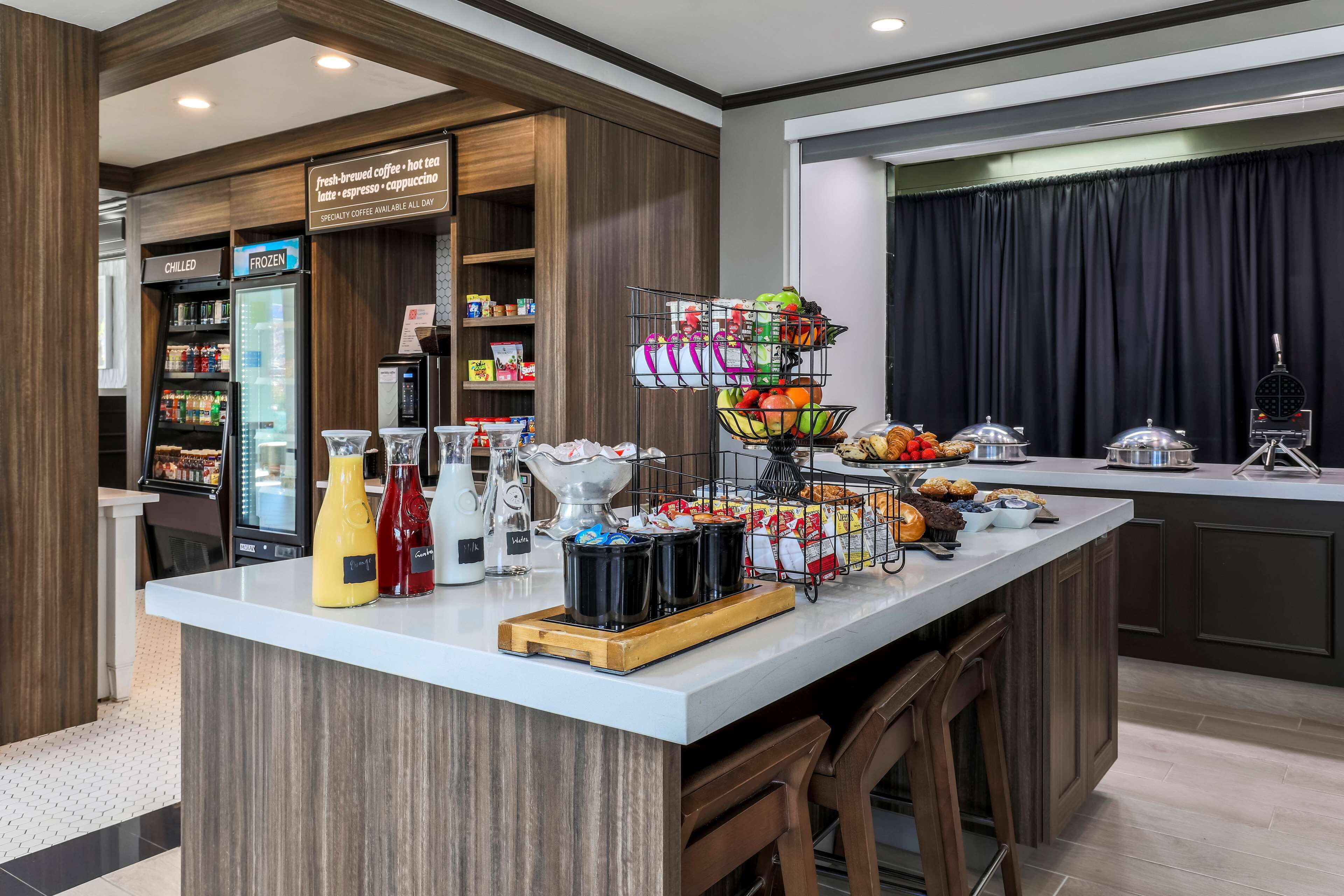 daily cooked-to-order breakfast for a fee