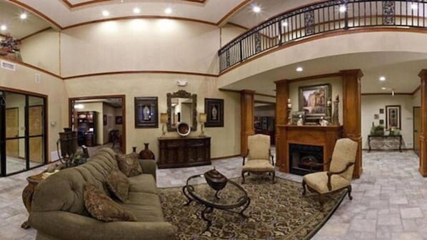 Sala de estar en el lobby