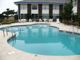 Piscina externa sazonal