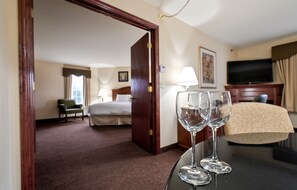 Pillowtop beds, in-room safe, blackout drapes, iron/ironing board - Four Seasons Island Resort (Pembine)