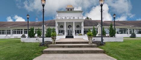 Façana frontal de l'allotjament