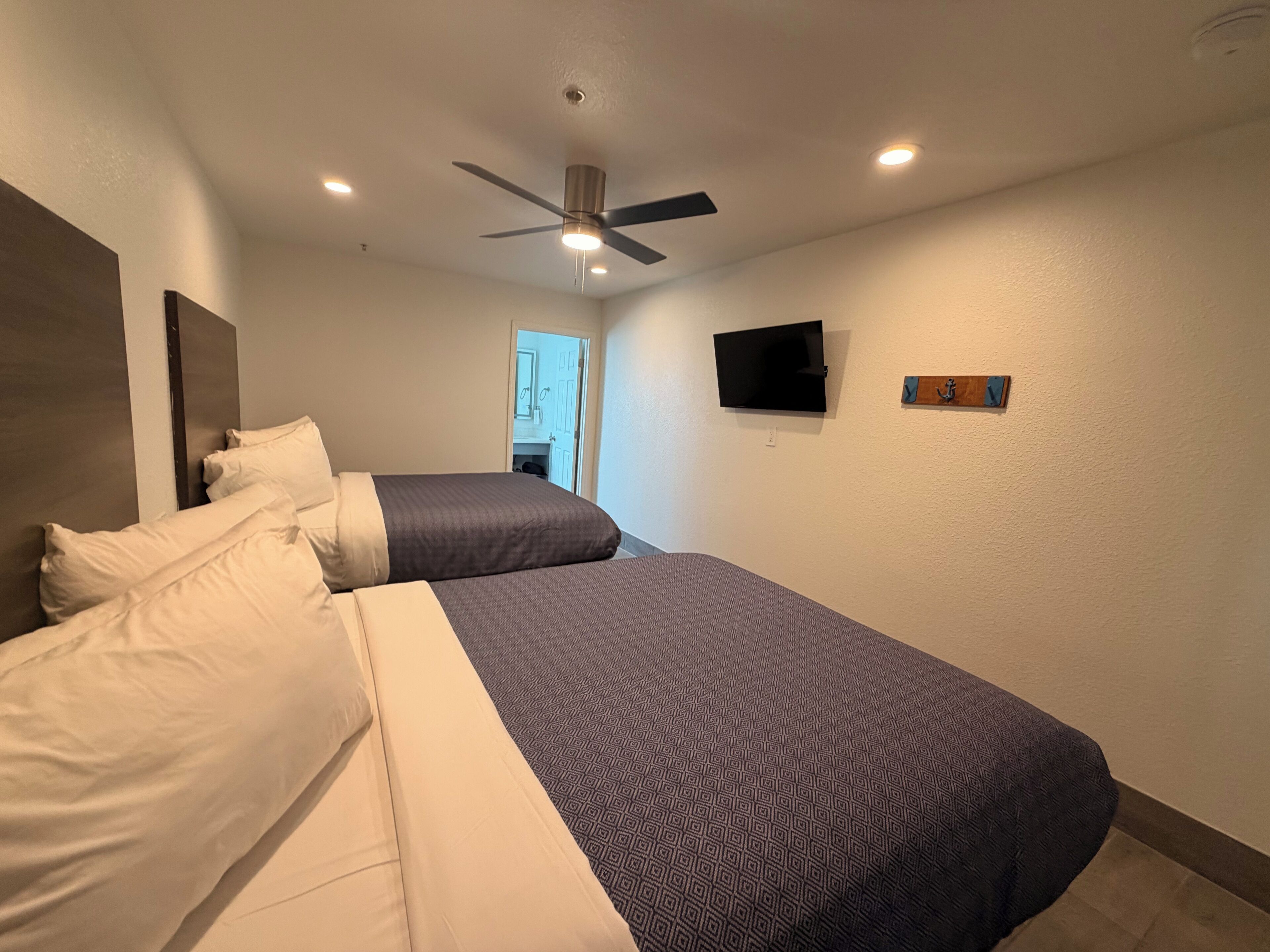 Standard Room, 2 Double Beds