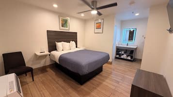Quarto standard, 1 cama Queen