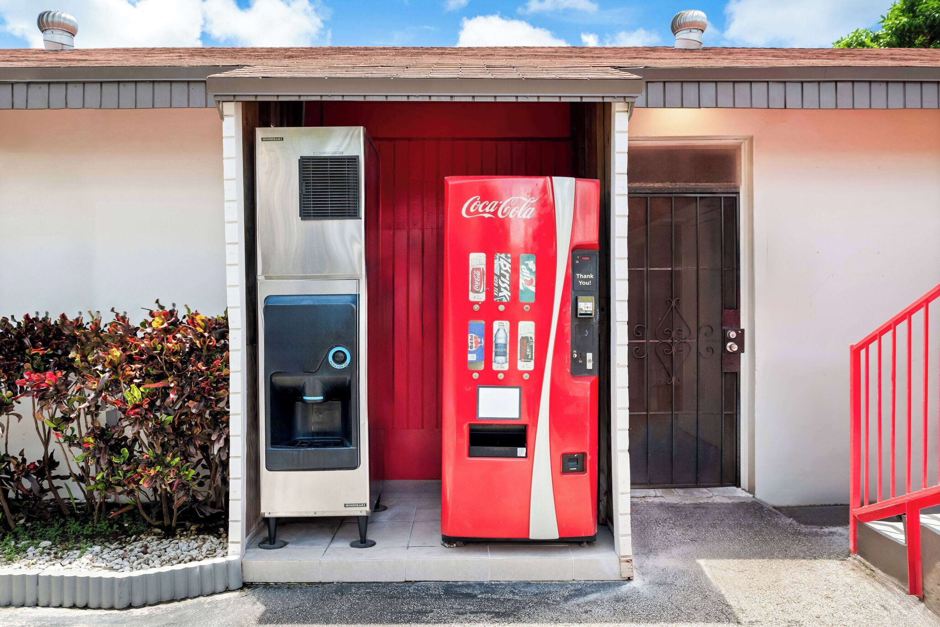 Photo - Super 8 by Wyndham Florida City/Homestead/Everglades