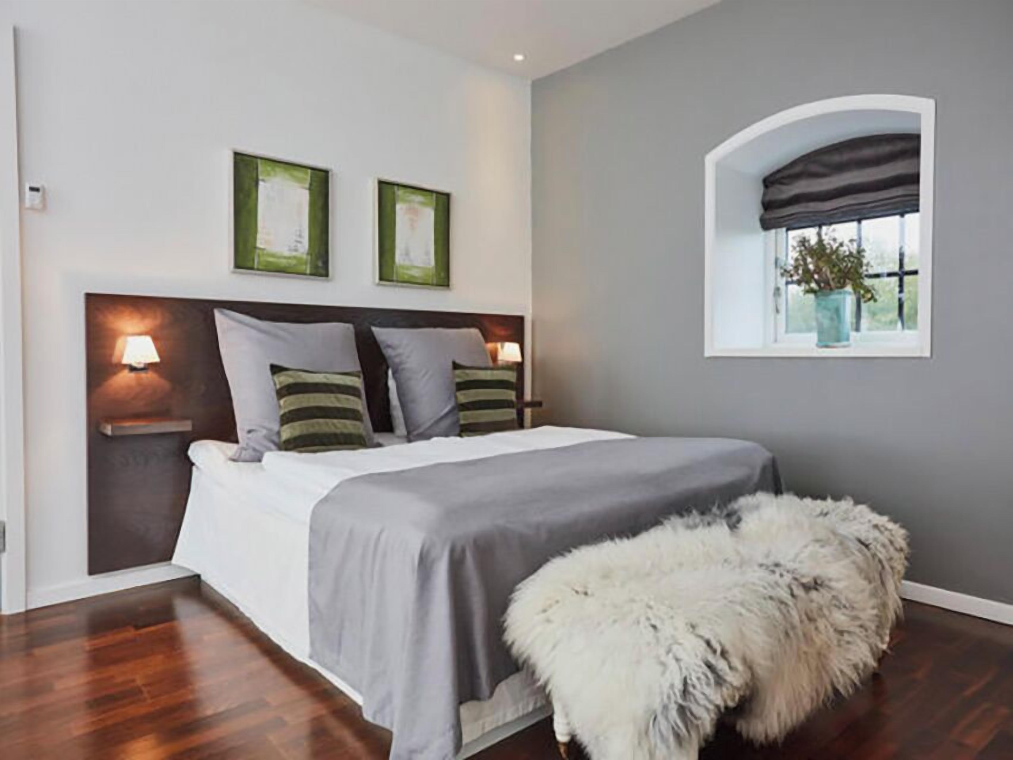 Suite | Individuell dekoriert, individuell eingerichtet, Schreibtisch