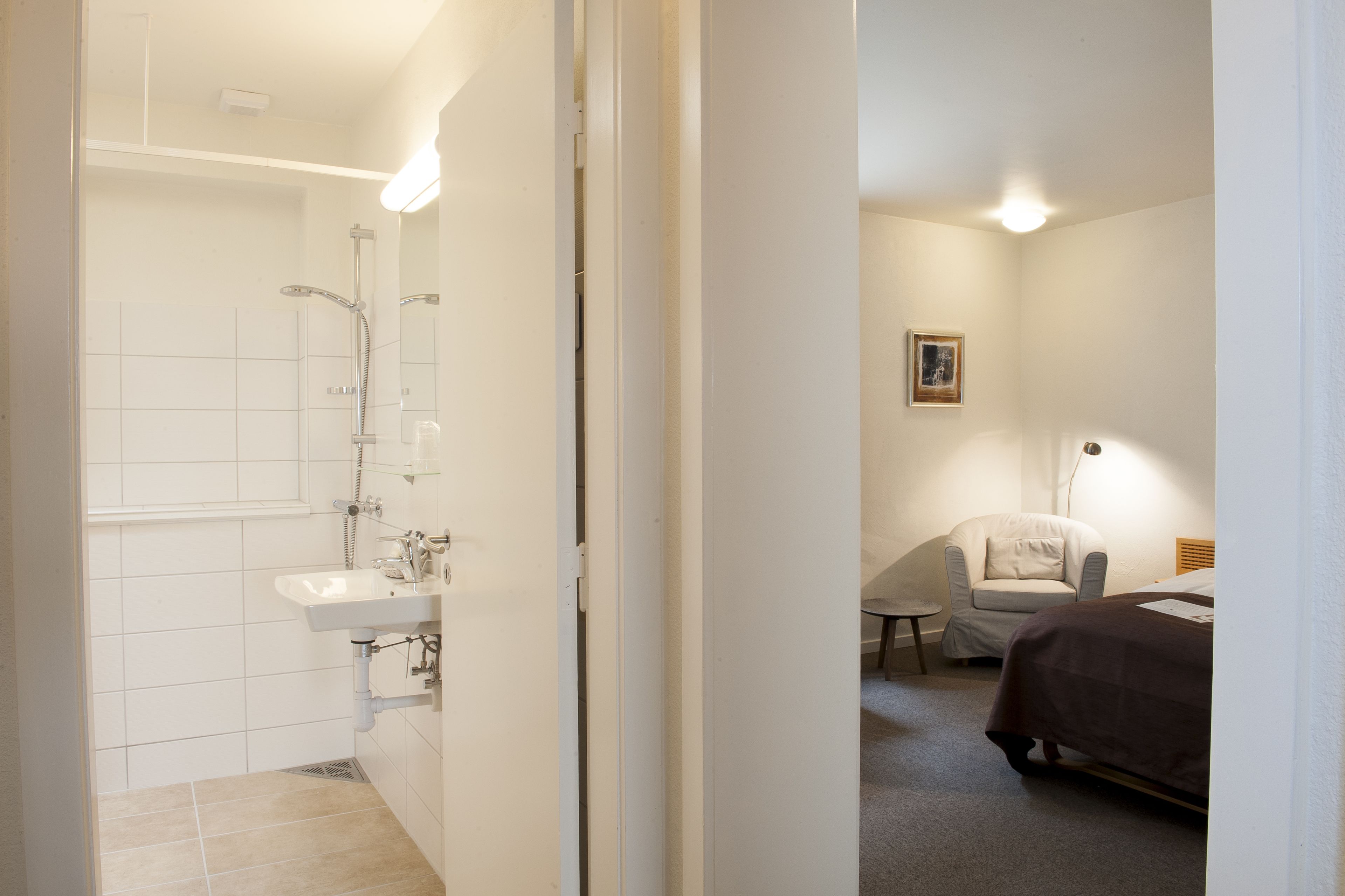 economy double room, annex building (annex is placed in hostel building) | bathroom shower