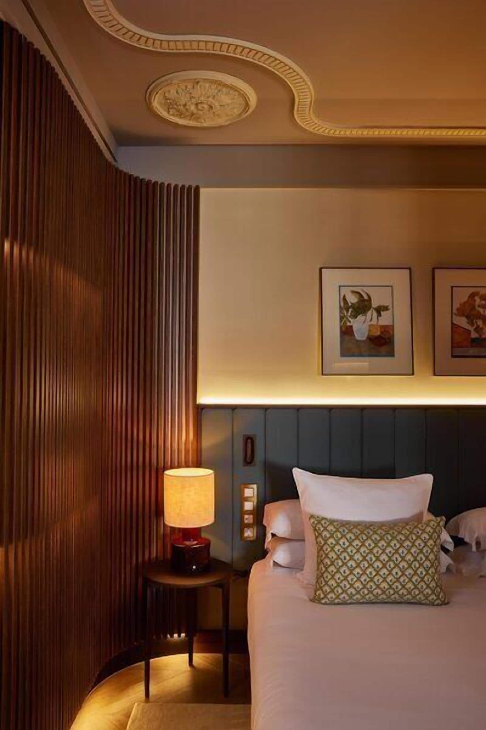 Suite | Ropa de cama de alta calidad y minibar 