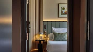 Two Bedroom Grand Suite | Literie de qualité supérieure, minibar, coffres-forts dans les chambres