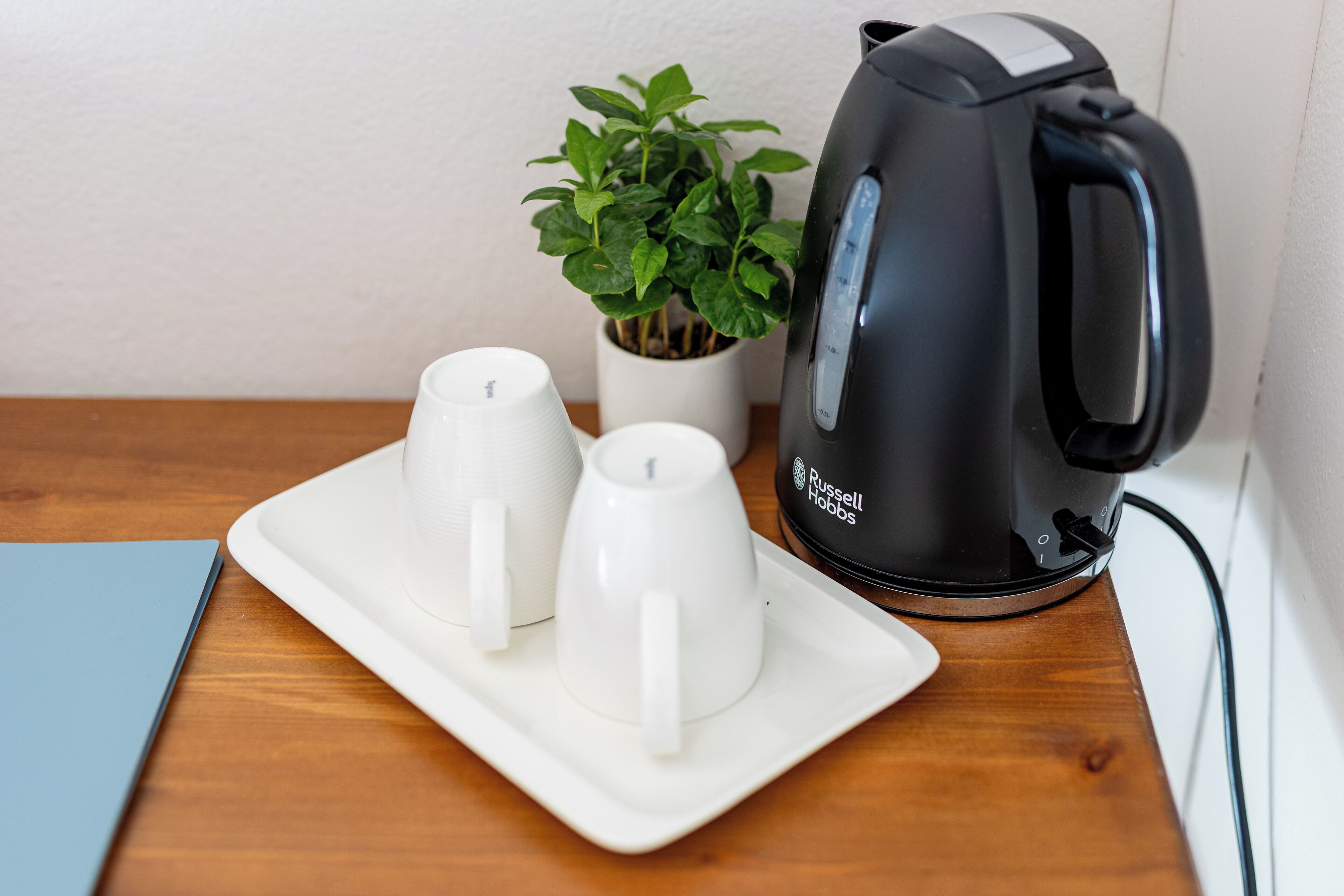 1 bedroom, down duvets, iron/ironing board, free wifi