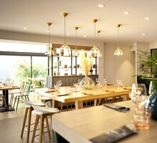 Se sirven desayunos y cenas, cocina francesa