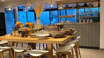 Dagelijks ontbijtbuffet (toeslag)