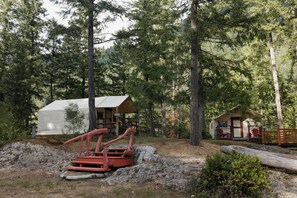 Family Tent, 2 Double Beds, Balcony | Premium bedding, bed sheets - Ruby Lake Resort (Madeira Park)