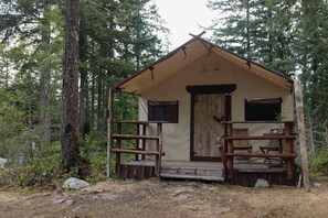 Superior Tent, 1 Queen Bed, Balcony | Premium bedding, bed sheets - Ruby Lake Resort (Madeira Park)
