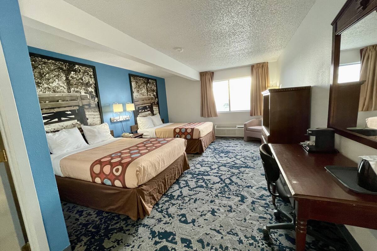 standard room, 2 double beds, non smoking | desk, laptop workspace, blackout curtains, soundproofing