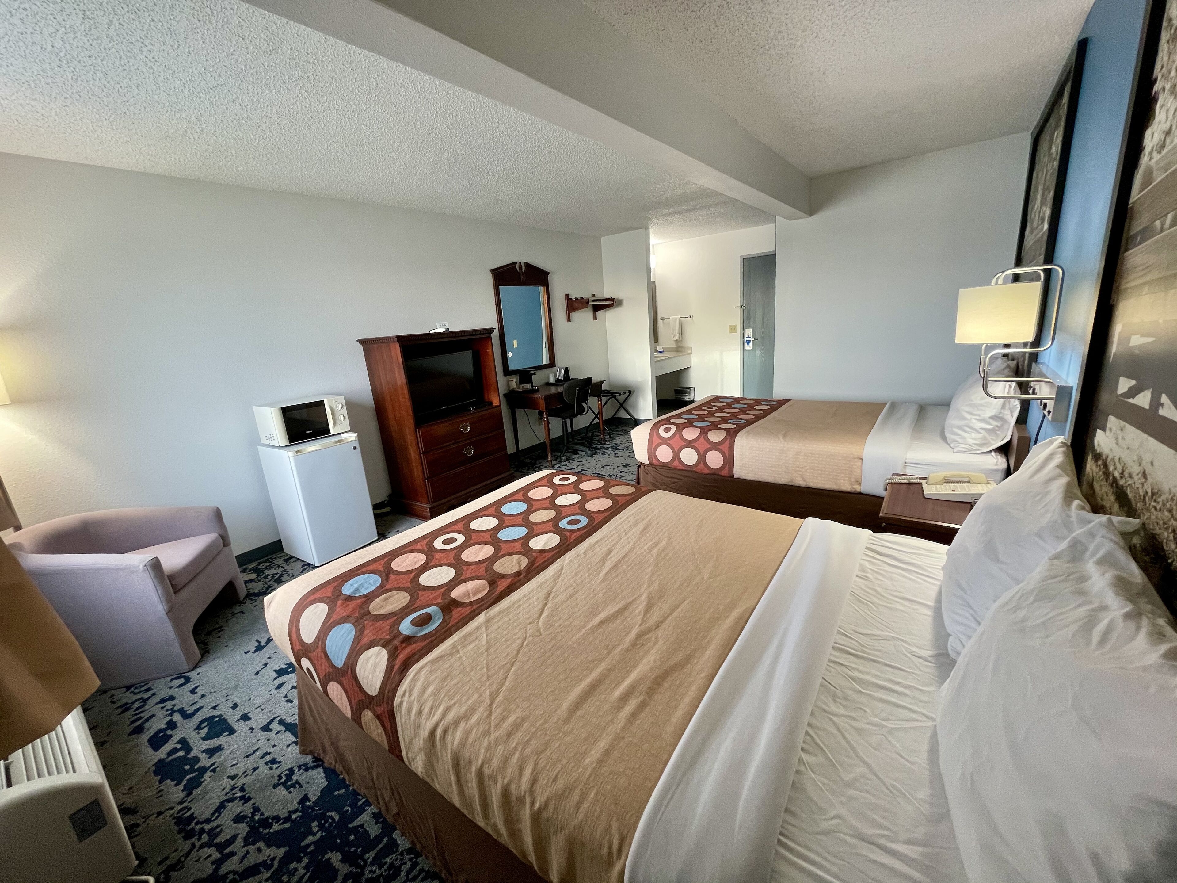 standard room, 2 double beds, non smoking | desk, laptop workspace, blackout curtains, soundproofing