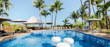 Outdoor pool, pool umbrellas, sun loungers