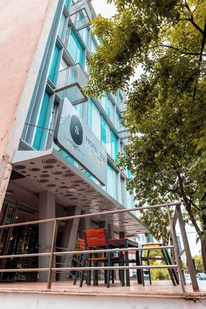 Building design - Stil Hotel (Bucharest)