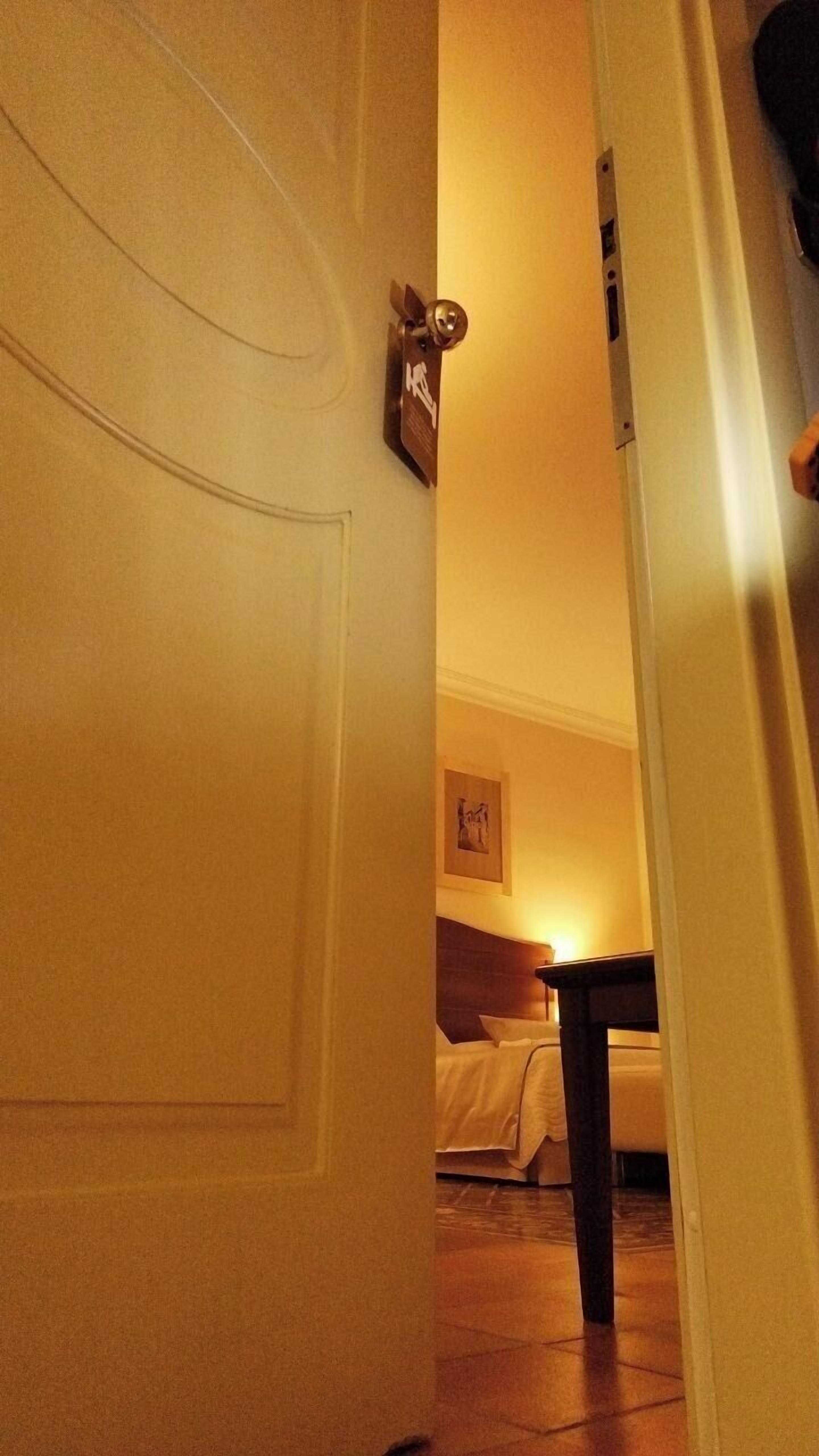 1 bedroom, hypo-allergenic bedding, minibar, in-room safe