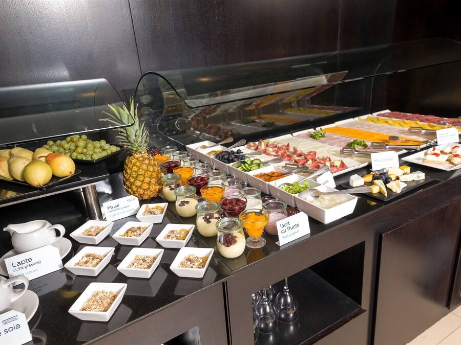 Daily buffet breakfast (EUR 16 per person)
