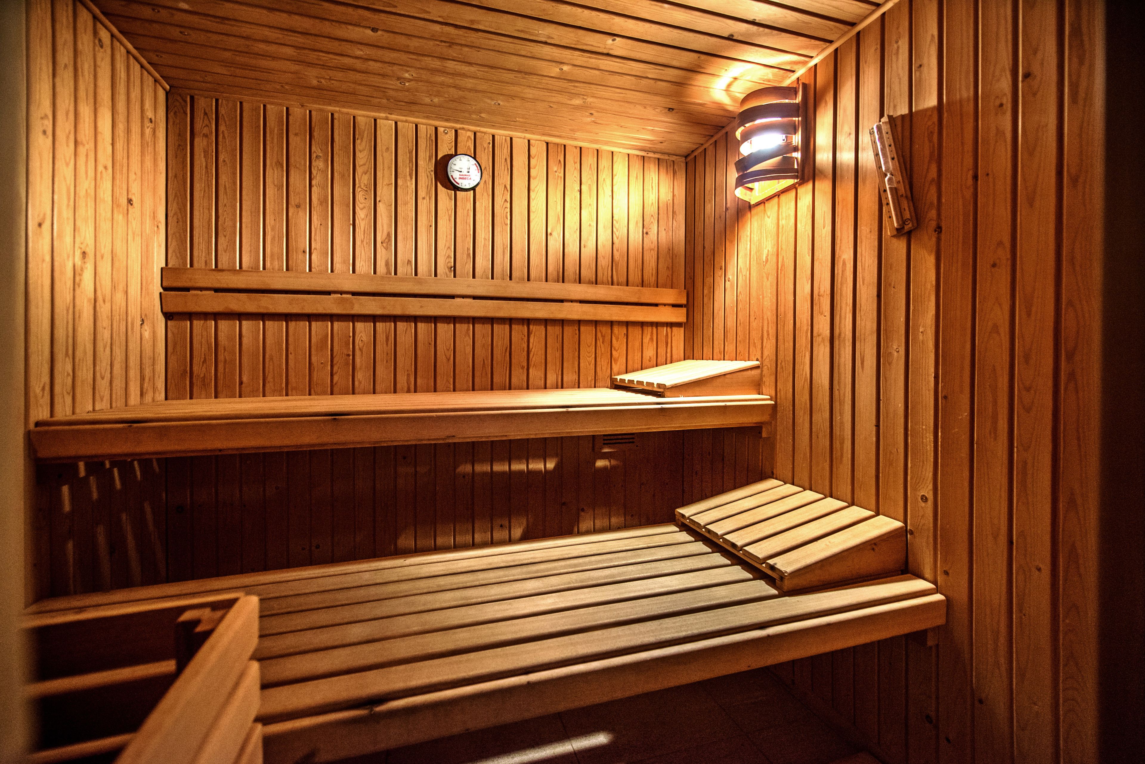 sauna, turkish bath/hammam, body treatments, hydrotherapy, body wraps