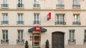 Exterior - ibis Paris Levallois Perret (Levallois-Perret)