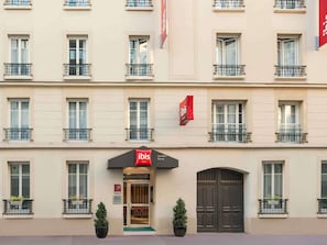 Exterior - ibis Paris Levallois Perret (Levallois-Perret)