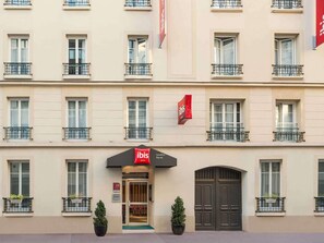 Exterior - ibis Paris Levallois Perret (Levallois-Perret)