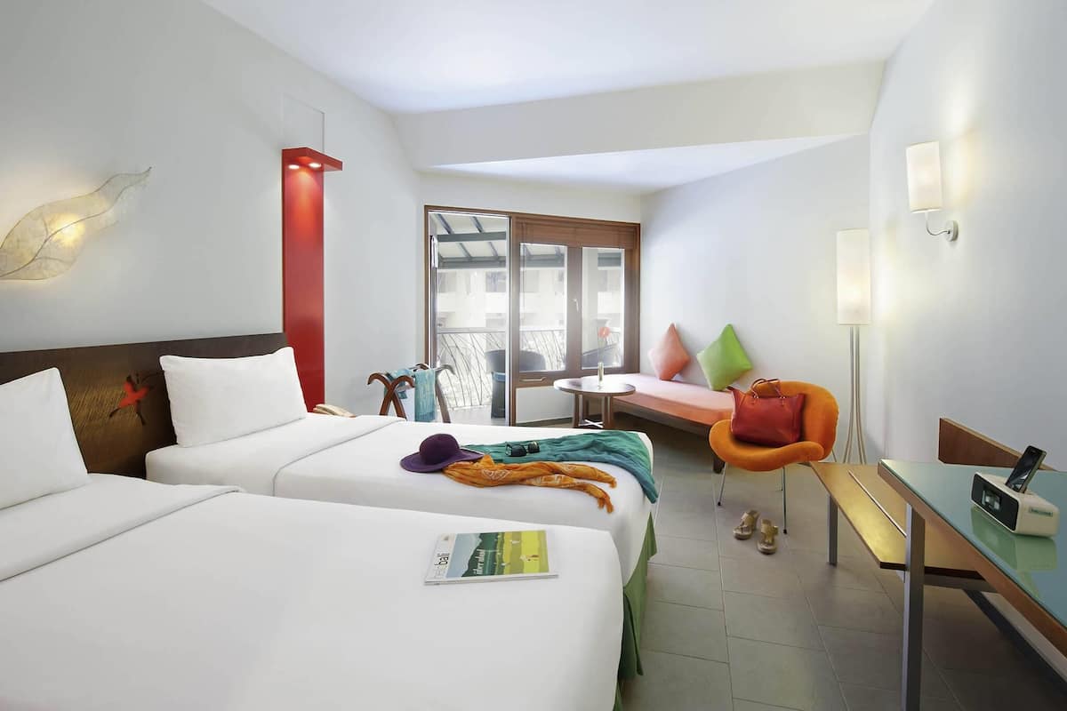 In-room safe, desk, free WiFi, bed sheets