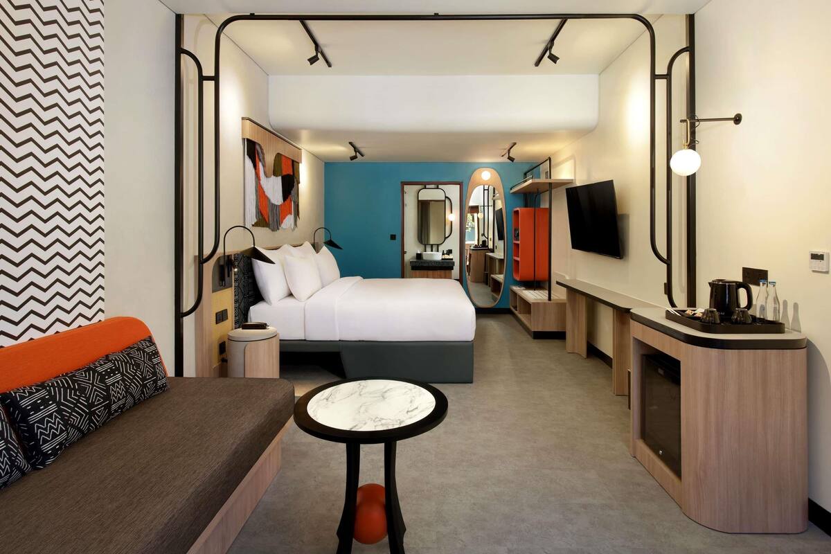Double Room (TRIBE Max) | Peti besi dalam bilik, meja, Wi-fi percuma, cadar katil 