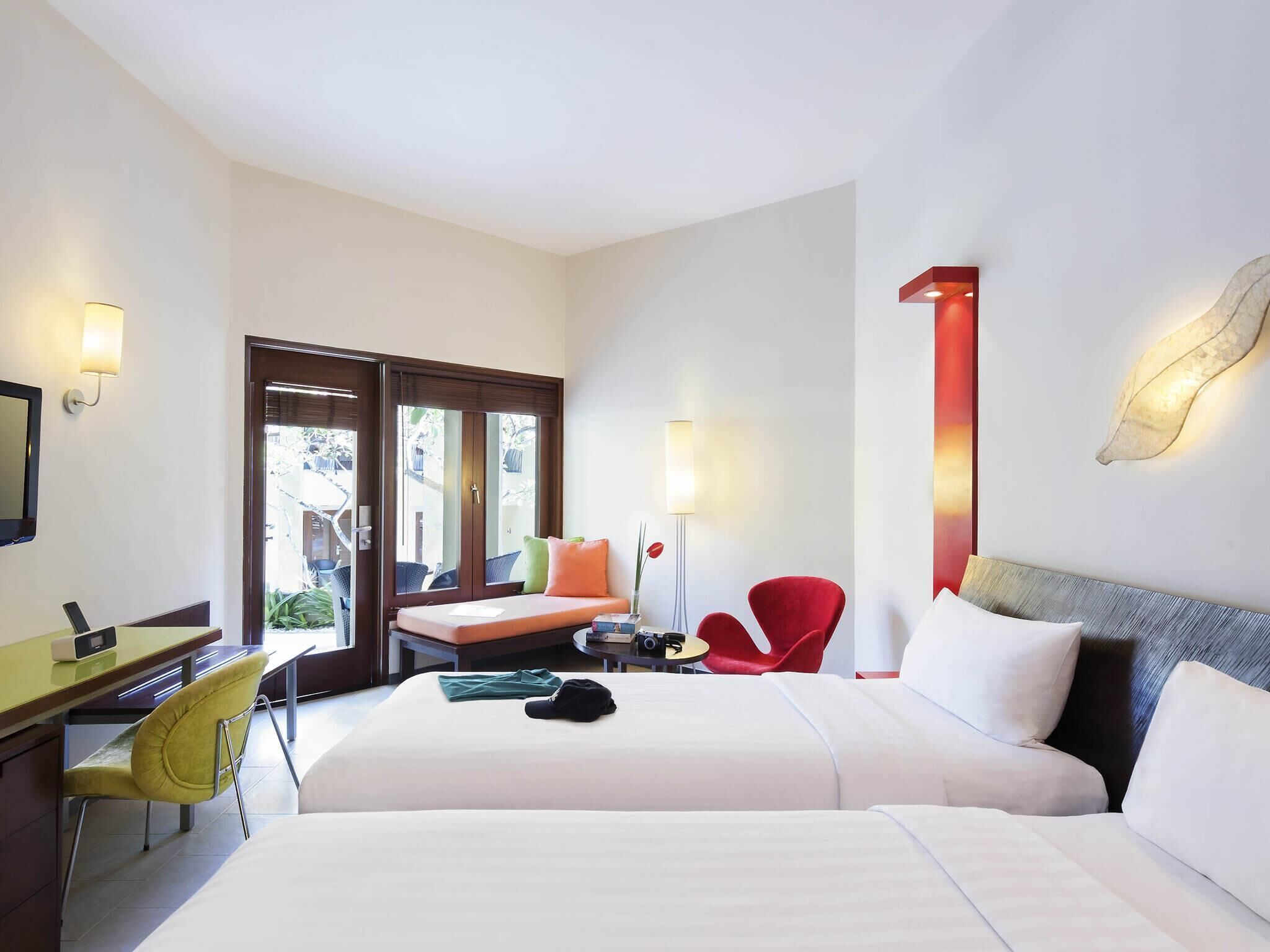 In-room safe, desk, free WiFi, bed sheets