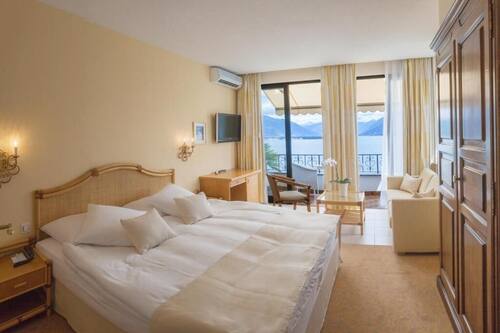 Classic Double or Twin Room, Balcony, Lake View | In-room safe, Internet, alarm clocks