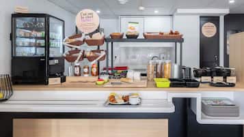 Desayuno buffet todos los días (con cargo)